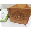Image 3 : Cigars 5cents, Rustic Magazine Rack, Wood Fruit Crate & More 