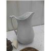 Image 2 : Pitcher, Candles, Horn