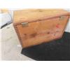 Image 8 : Vintage Dovetailed Wood Chest with Painted Deer/Buck Design 