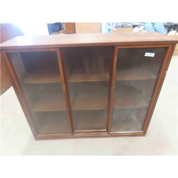 Display Case 40'' x 48'' x 14''