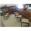 Image 1 : Dining Room Table 40'' x 30'' x 60'' , 3 Leaves 12'' Each, 6