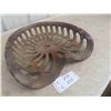 Image 3 : Cast Implement Seat 