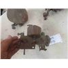 Image 8 : 3 John Deere Model D Headlights , 1 Carb