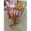 Image 2 : Doll Bed with Doll 