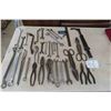 Image 1 : Hand Tools Wrenches, Pliers, Snips, Nail Puller, Vise Grips 