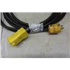 Image 2 : 2 Extention Cords 25+20FT Long 