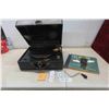 Image 1 : Vintage Victoria Portable Photograph  with 78 RPM Records