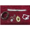 Image 8 : Jewelery  Case with Fashion Jewelery, Rings, 