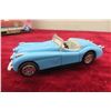 Image 2 : 3 Die Cast Cars Jaguar YK-120 Roadster, Studbaker 