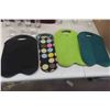 Image 8 : Asortment of Glasses with Carrying Cases