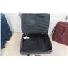 Image 3 : 2 Suitcases 