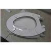Image 2 : Toilet Seat Elongated New Store Return 