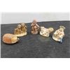 Image 2 : 10 Red Rose  Tea Figurines + Vintage compact with 2 Slide Out Perfume Bottle
