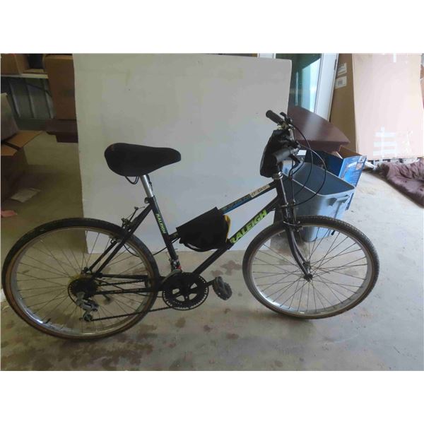 Raleigh 12 Speed Pedal Bike 26'' 