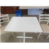 Image 3 : Table 29'' x 30'' x 24'' & 2 Chairs 
