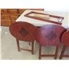 Image 3 : 4 Folding TV Tables & Rack 