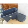 Image 8 : 2 Boxes of Country Lane Bees Wax Sheet with Storage Tub and Lid 