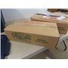 Image 2 : 2 Boxes of 50 Sheets of Bee Wax Craft Sheets (100pcs) , Storage Tub  