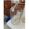Image 2 : 4 Glass Carboys 