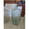 Image 3 : 4 Glass Wine Carboys, Corker 