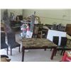Image 1 : Table 60'' x 36'' x 30'' , 4 Chairs 