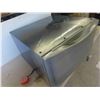 Image 2 : Under Storage Drawer for Dryer/Washer 24'' x 27'' x 15'' 