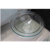 Image 2 : Pyrex Mixing Bowls, Cake Pans & Pyrex Pie Plates 