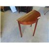 Image 2 : Half Moon Stand 28'' x Up To 26'' x Up To 13'' 
