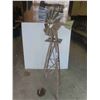 Image 1 : Yard Metal Windmill 58'' Tall 