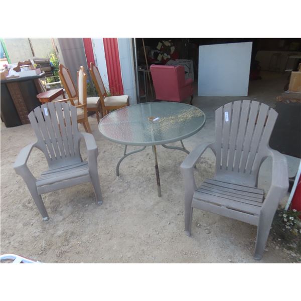 Patio Table 27'' H x 45'' Diam. , 2 Chairs 