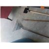 Image 8 : Electric Weed Eater , 2 Weeders, Rake, Scuffler, Edger