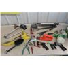 Image 1 : Lawn Sprinklers, Pruning Shears, Garden Tools, Black