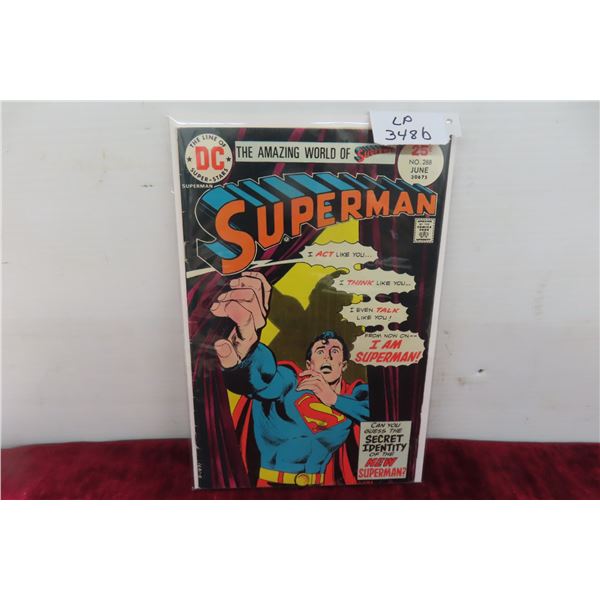 D.C. SuperMan Volume 37 #288 1975 Year .25cent Board and Bag