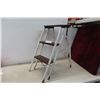 Image 1 : Foldable Metal 3 Step Ladder