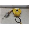 Image 1 : Heavy Duty  Retractable Trouble Light Cord 