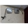 Image 2 : 2 Universal Truck Style Side Mirrors 