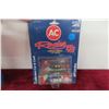 Image 3 : Die Cast Nascar Jeff Gordon Lot 1/64 Tractor Trailer, 2 Race Cars New in Box