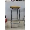 Image 2 : 2 Bar Stools 28"  High