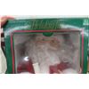 Image 3 : Mr & Mrs Claus 18" Tall Illuminated Musical 