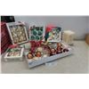 Image 1 : 7 Christmas Boxes of Globes