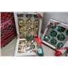 Image 3 : 7 Christmas Boxes of Globes