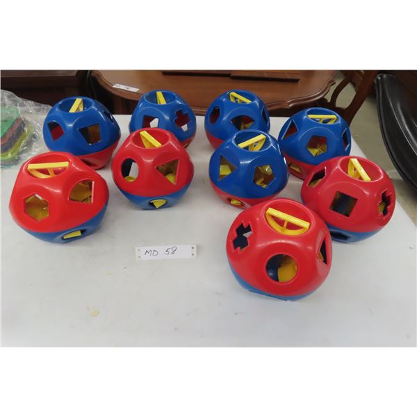 9 Tupperware Shape Bails