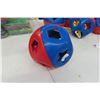 Image 3 : 9 Tupperware Shape Bails