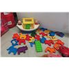 Image 2 : Vintage Tupperware Toys, Zoo It Yourself 