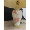 Image 4 : 2 Floral Design Table Lamps 