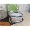 Image 4 : Cake Tray 12"x12" with Lid & Dainty 3 Tier 
