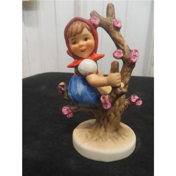 Apple Tree Girl Hummel 14 3/0 Book Value 190.00 Year