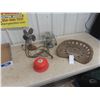 Image 1 : 2 Old Fans, Alarm, Metal Seat