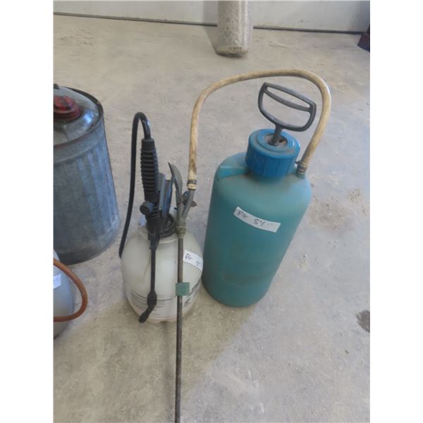 Metal Gas Can, 3 Bottle Sprayers