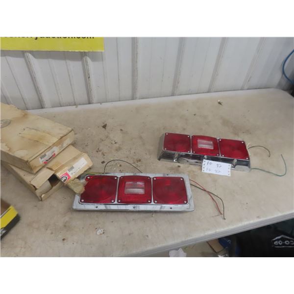 Set of Tailights in Package 